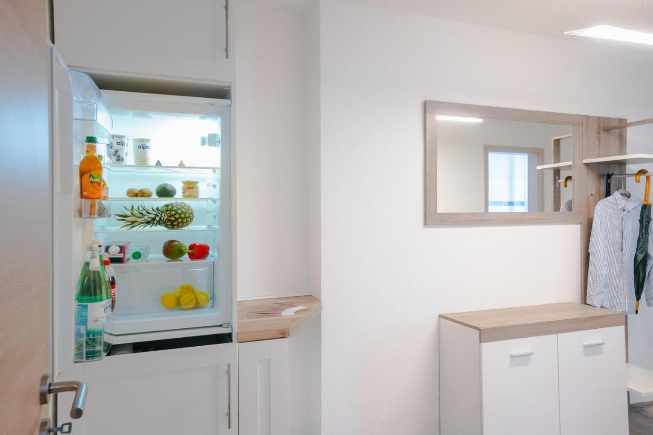 Ferienwohnung Laura In Gera Fuer Bis Zu 4 Personen - Neu Renoviert Экстерьер фото