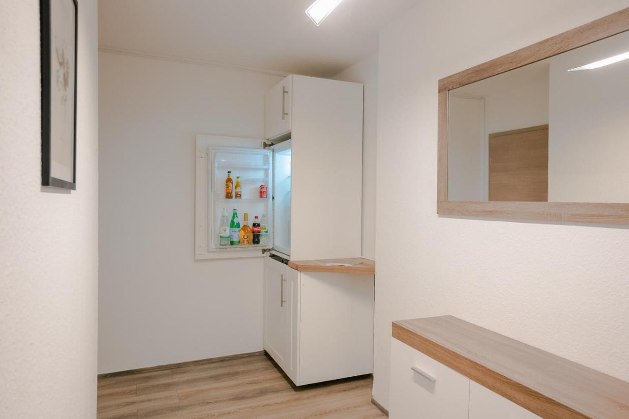 Ferienwohnung Laura In Gera Fuer Bis Zu 4 Personen - Neu Renoviert Экстерьер фото