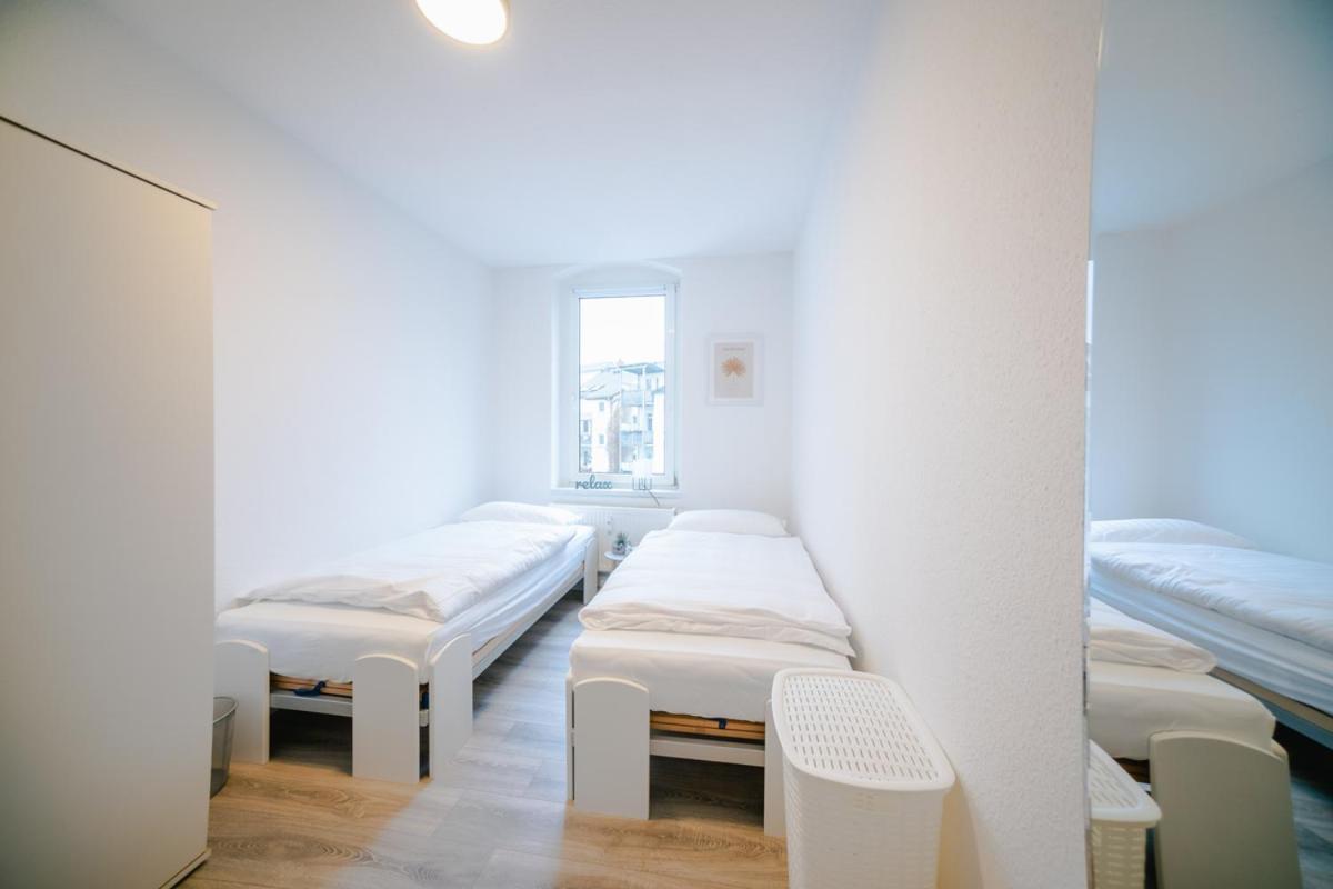 Ferienwohnung Laura In Gera Fuer Bis Zu 4 Personen - Neu Renoviert Экстерьер фото